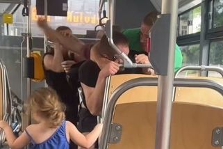 Revizoři se v ostravském trolejbusu poprali s rodinou s malými dětmi - Novinky